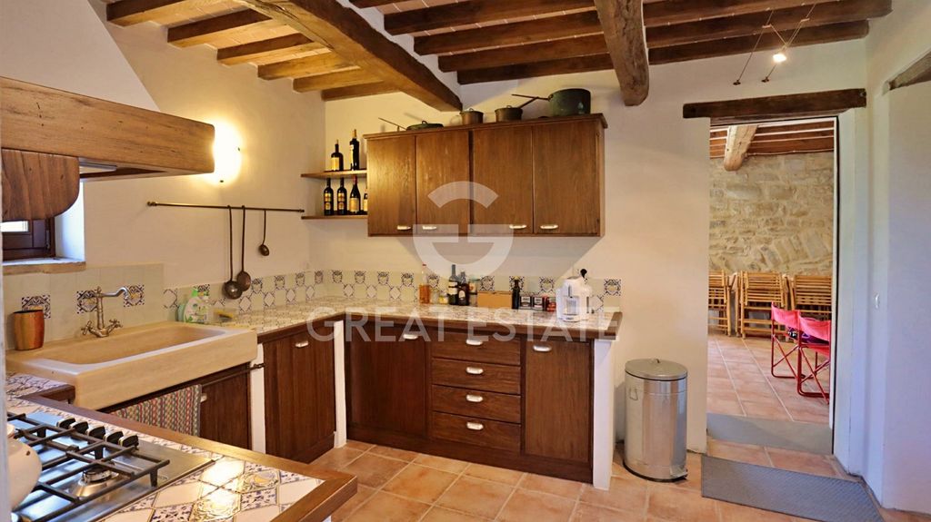 Property photo 2 of 45 Interiors