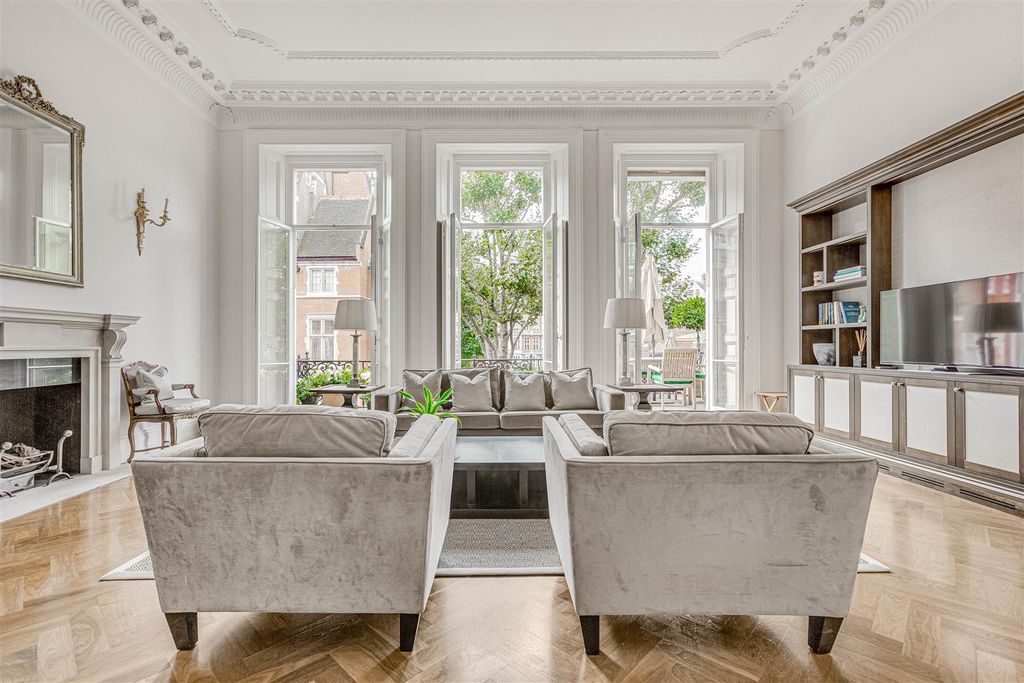 Property photo 1 of 14 Reception Room