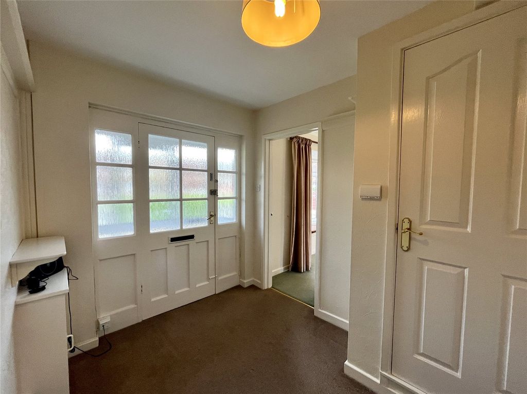 Property photo 2 of 18 Picture No. 25