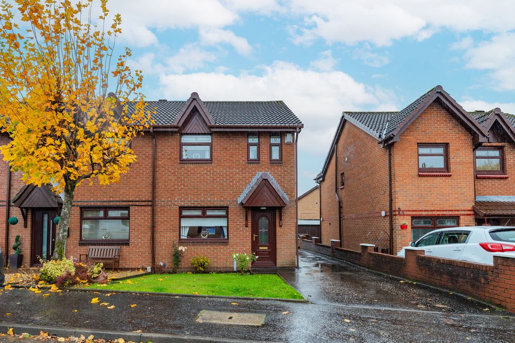 Property photo 1 of 35