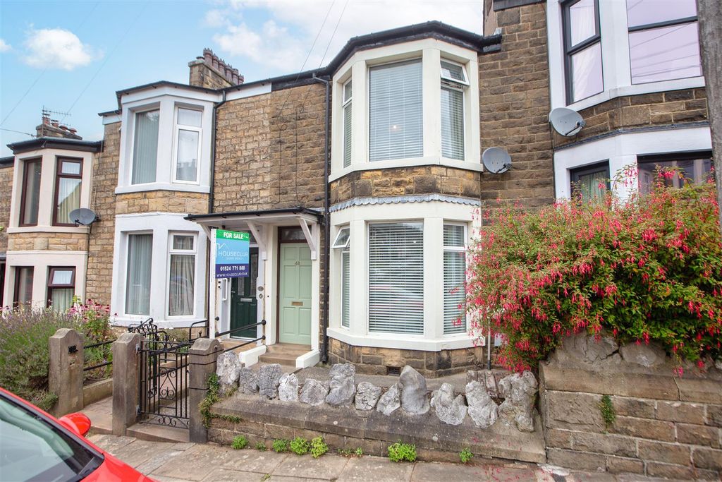 Property photo 1 of 19