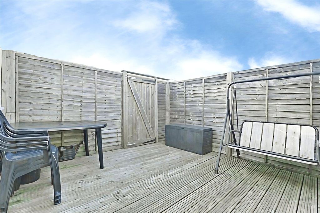 Property photo 3 of 5 Picture No. 01