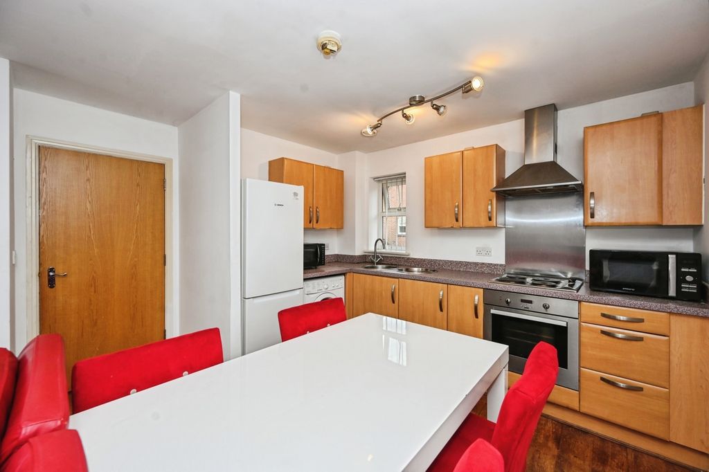 Property photo 2 of 14 Pbox-Img.Jpg