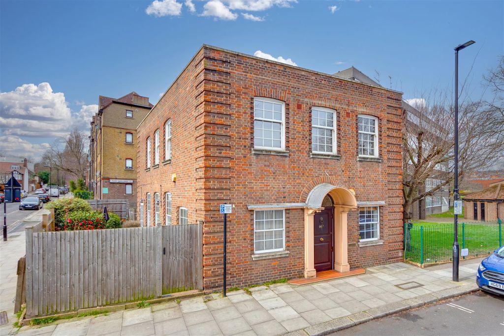 Property photo 2 of 12 Exterior.Jpg