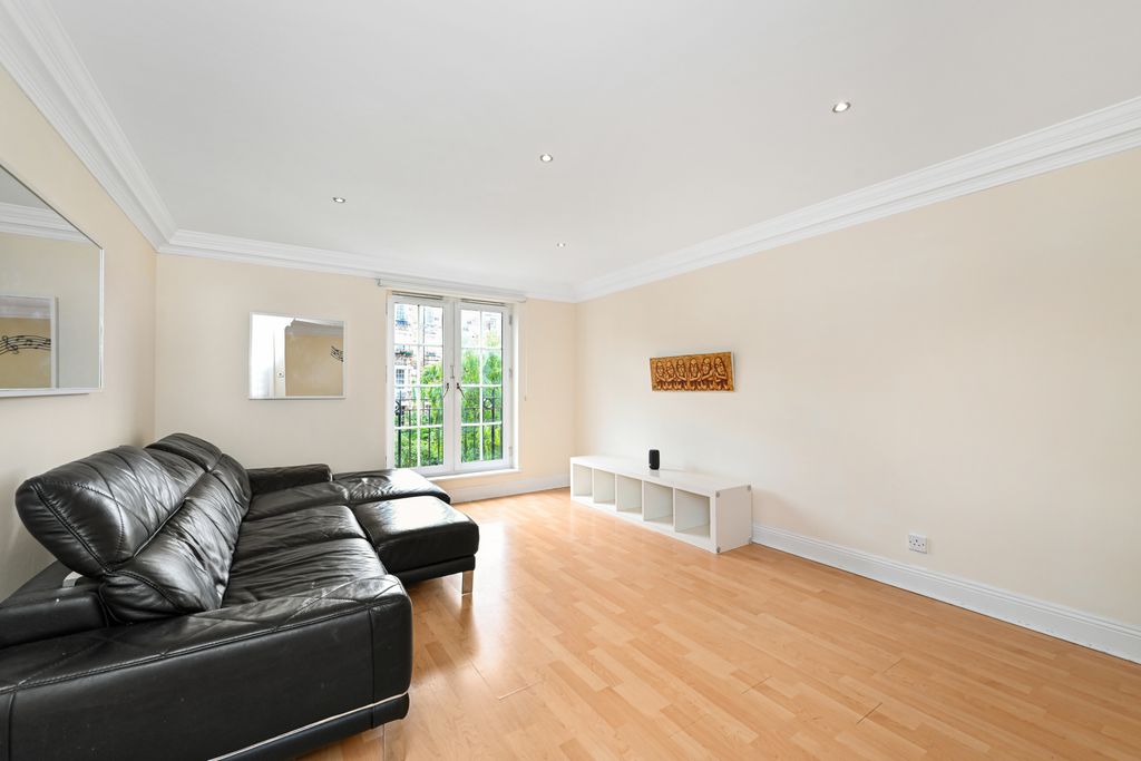 Property photo 2 of 16 Property Image 2