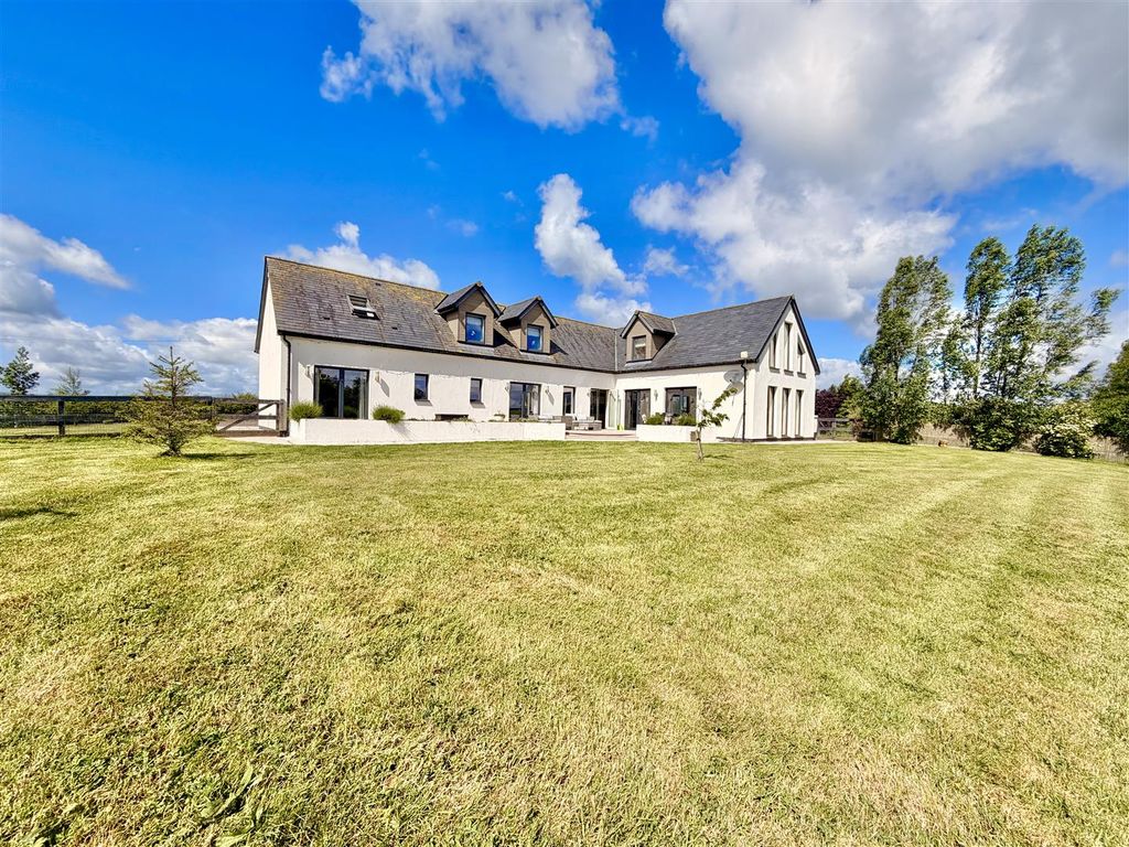 Property photo 1 of 70 External