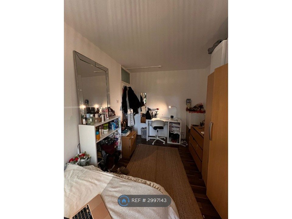 Property photo 3 of 4