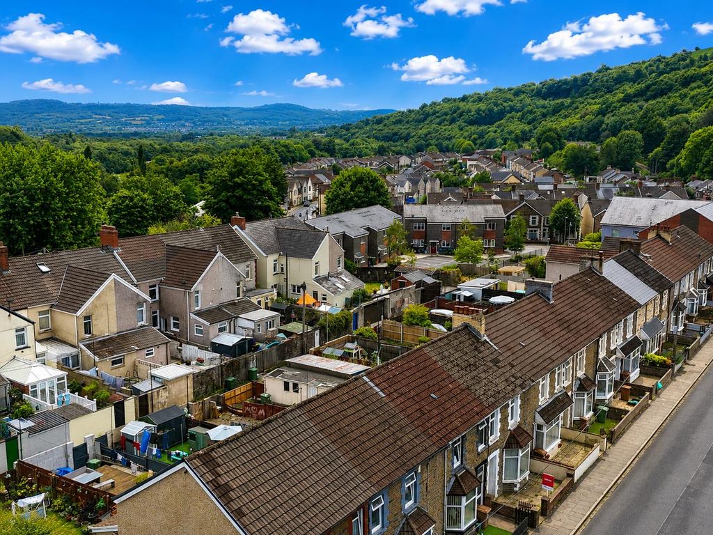 Property photo 2 of 18 Lxsn6R1W.Png
