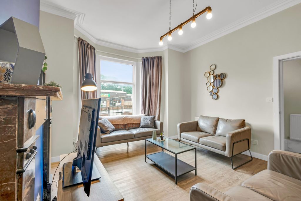 Property photo 2 of 10 Property Photo