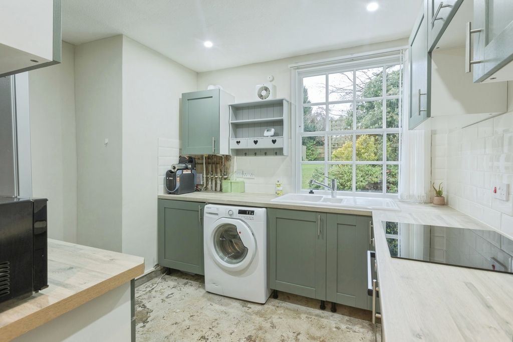 Property photo 2 of 14 Pbox-Img.Jpg