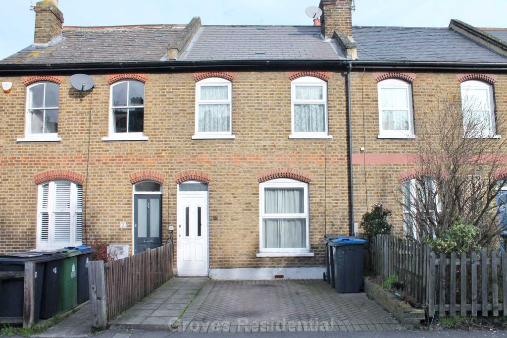 Property photo 1 of 9