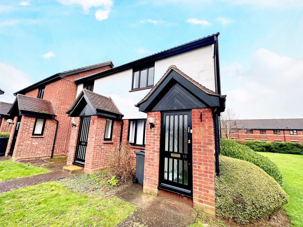 Property photo 1 of 9 Exterior