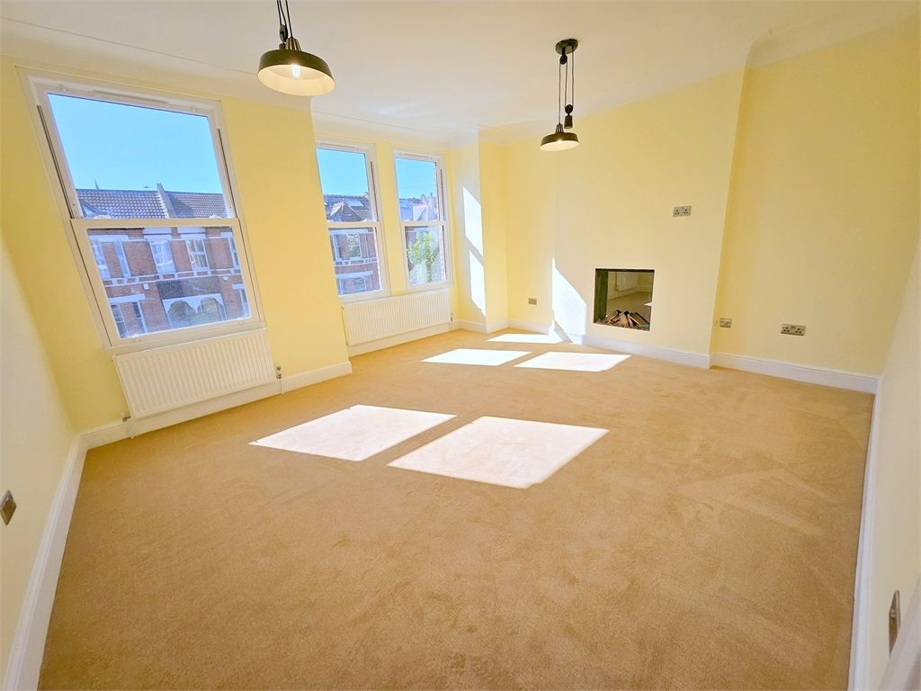 Property photo 1 of 14 Main Image