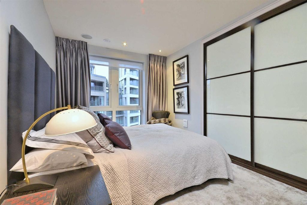 Property photo 2 of 7 Property-Photo-729