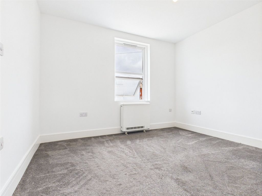 Property photo 1 of 5 Studio Room