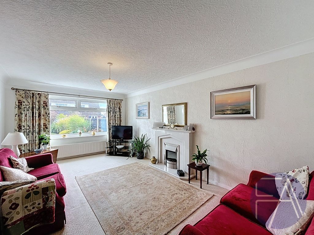 Property photo 2 of 14 4576764