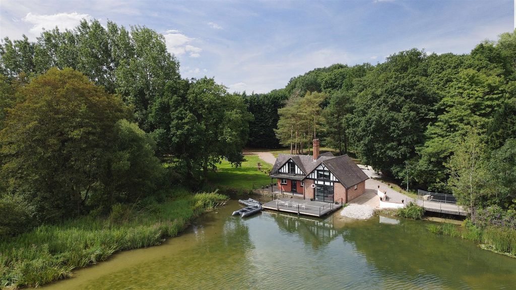 Property photo 1 of 34 Boathouse Drone Photo (7).Jpg