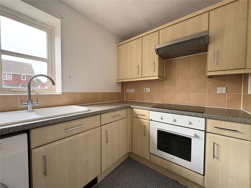 Property photo 3 of 11 Picture No. 10