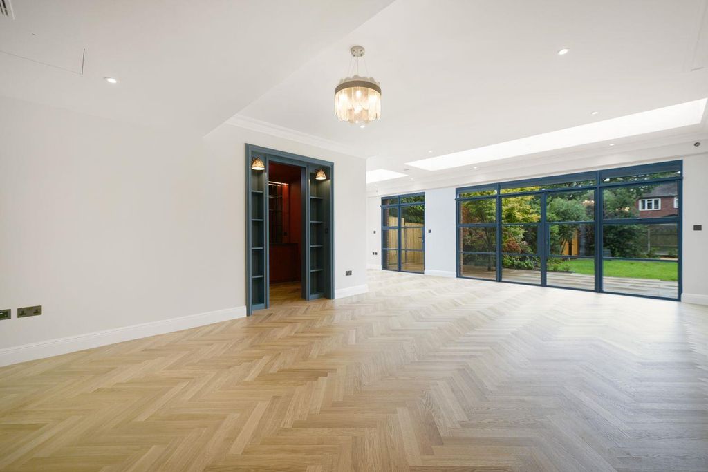 Property photo 1 of 19 19347417 (5).Jpg
