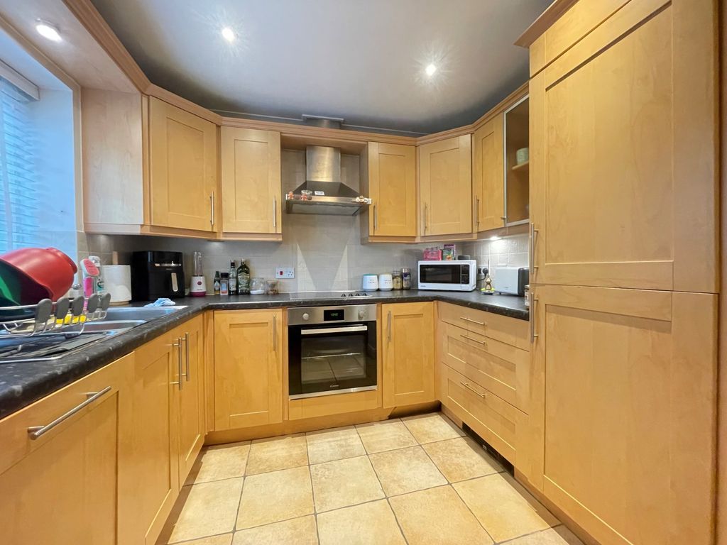 Property photo 3 of 10 Picture No. 05