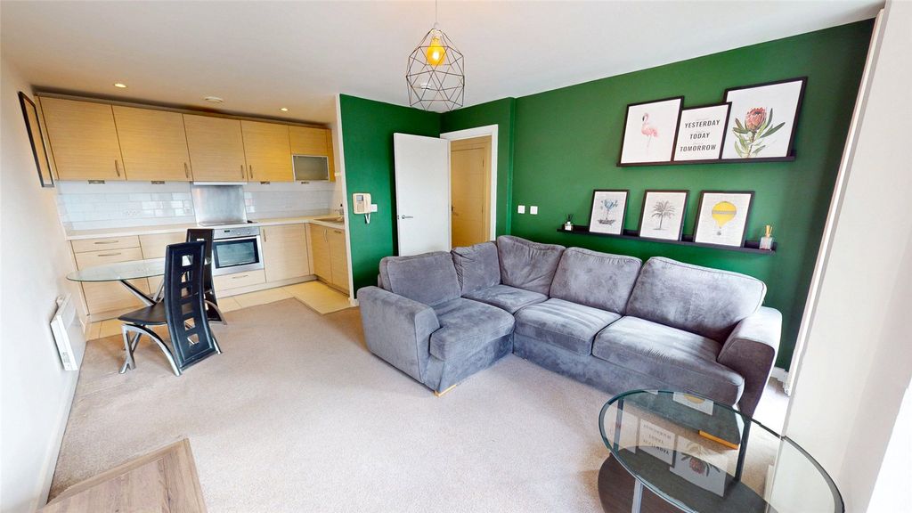Property photo 1 of 7 Picture No. 11