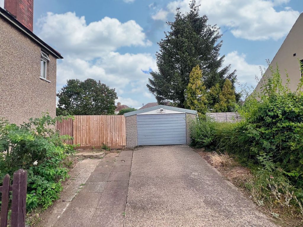 Property photo 2 of 4