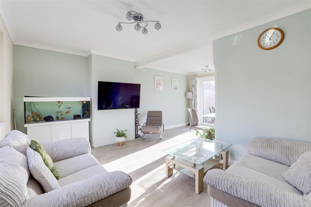 Property photo 3 of 20 17.Jpg