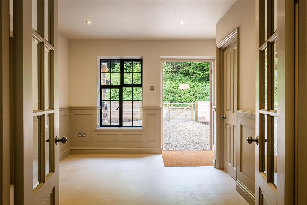 Property photo 3 of 27 Langton_House-5.Jpg