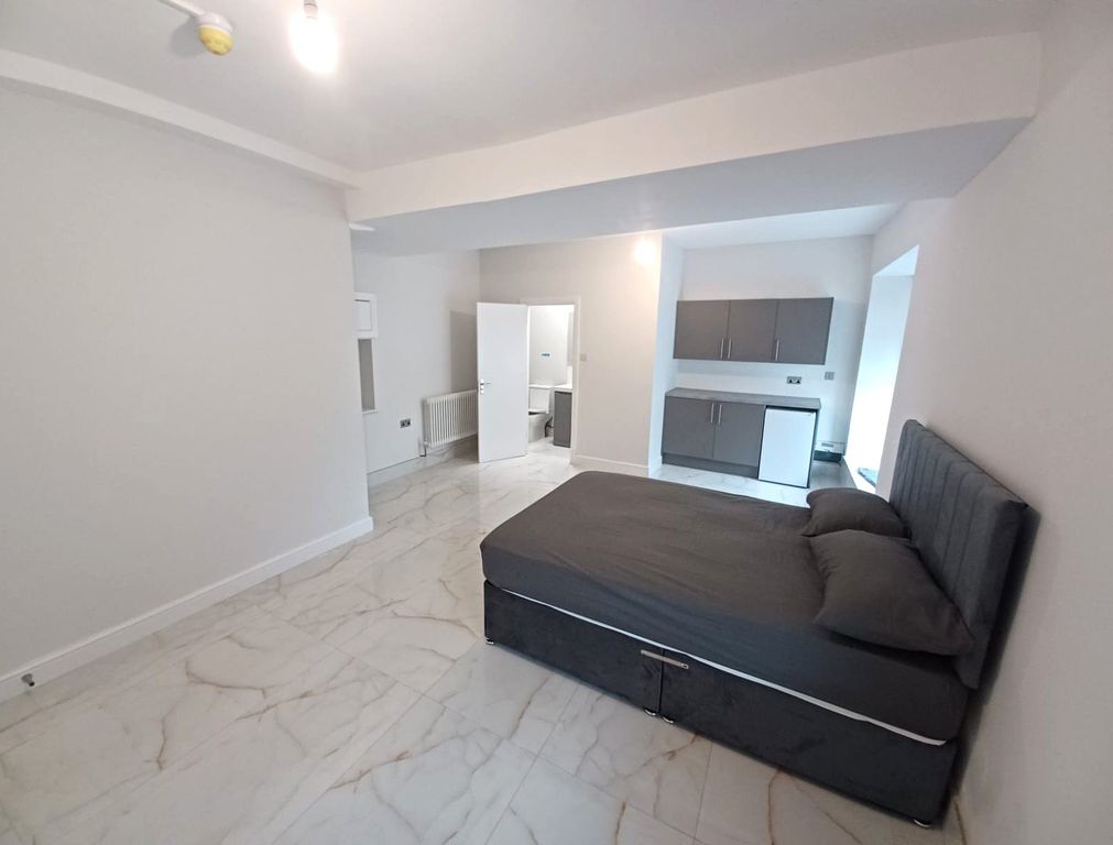 Property photo 1 of 29 Picture No. 34