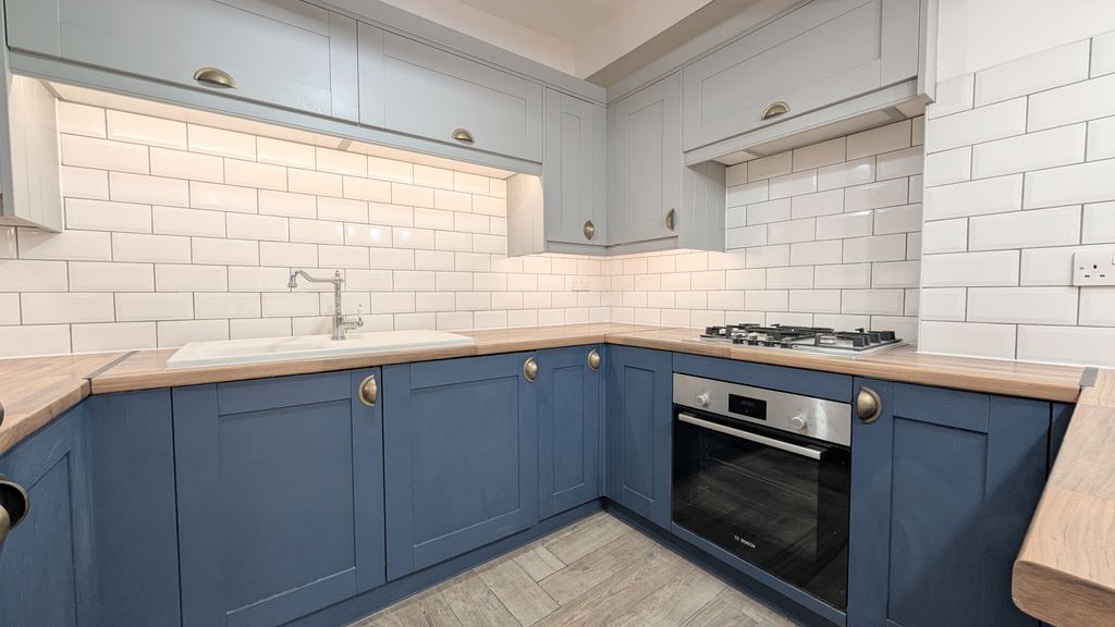 Property photo 1 of 7 Image