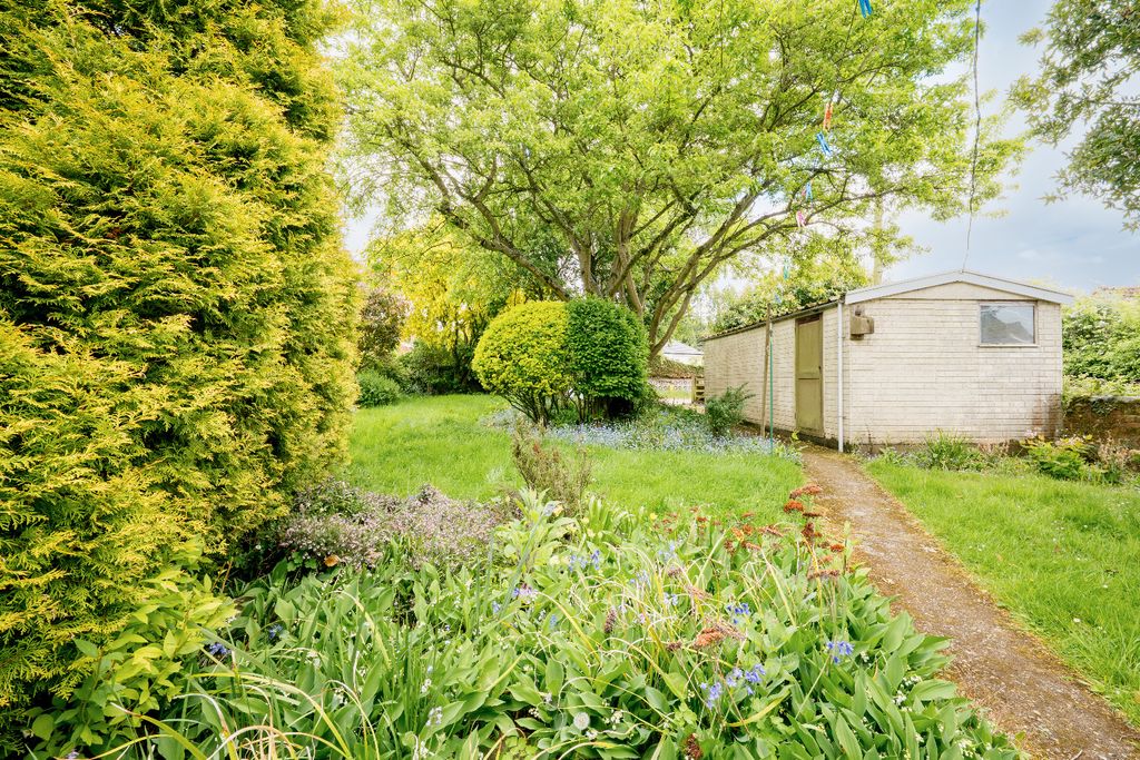 Property photo 3 of 18 4154495