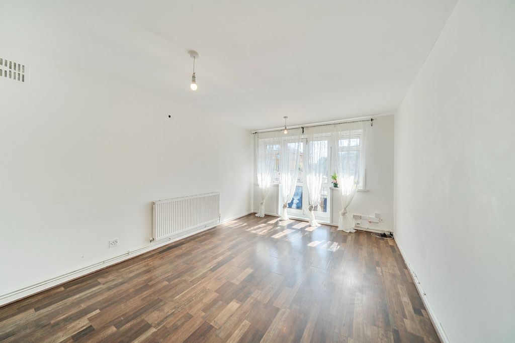 Property photo 1 of 17 Photo 20