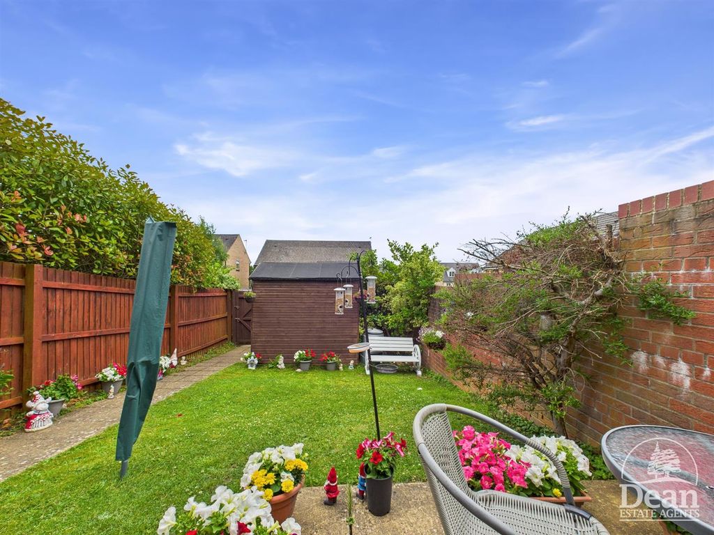 Property photo 2 of 15