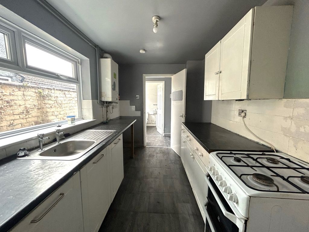 Property photo 3 of 11 Dddd