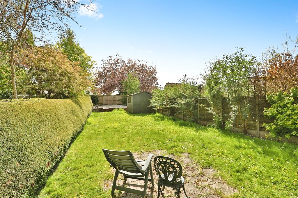 Property photo 3 of 16