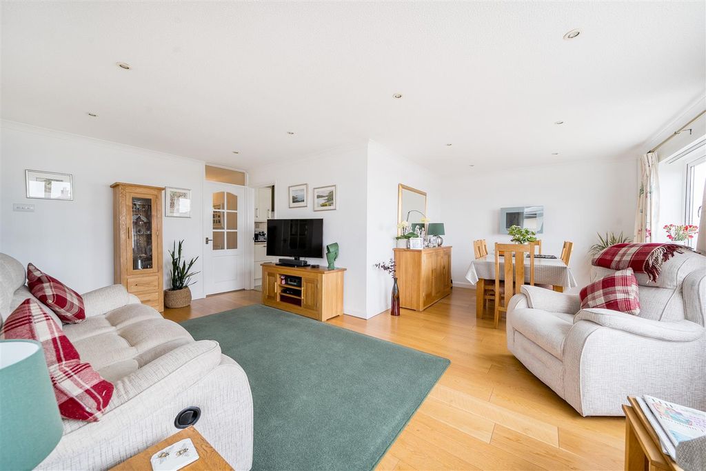 Property photo 3 of 23 Longlands Reception.Jpg