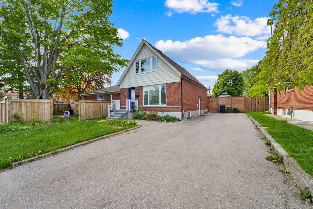 Property photo 3 of 40