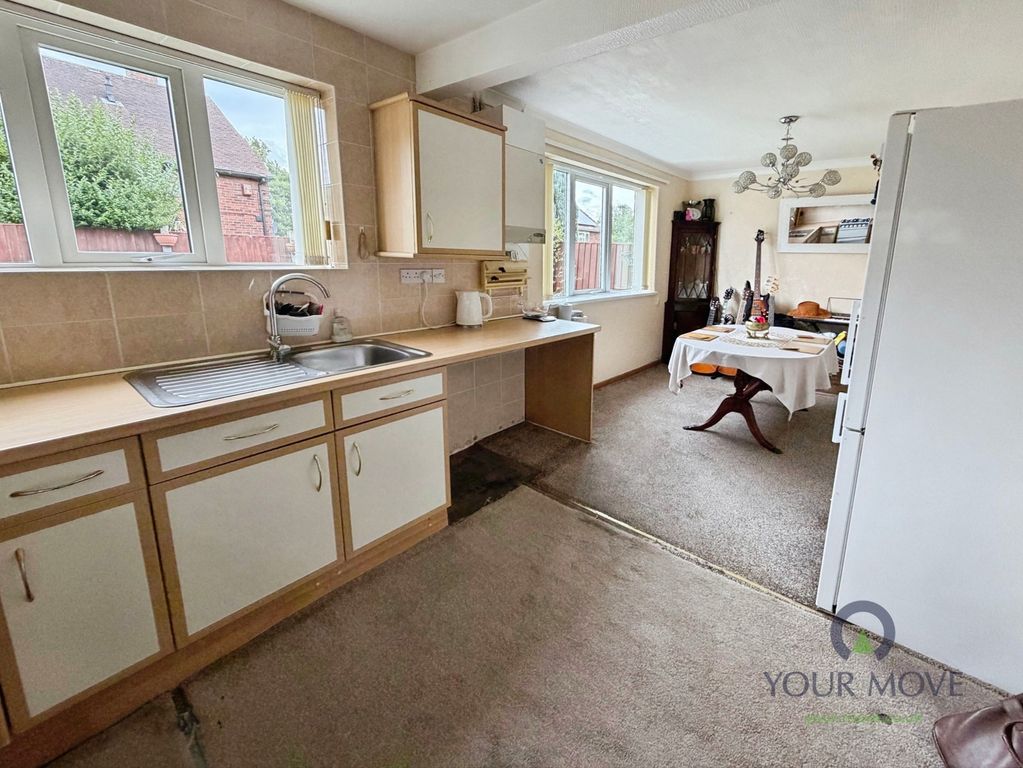 Property photo 3 of 12 Kitchen Diner