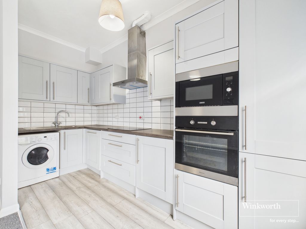 Property photo 2 of 10 Open Plan Kitchen