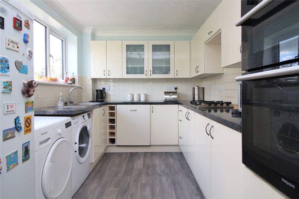 Property photo 2 of 11 Picture No. 09
