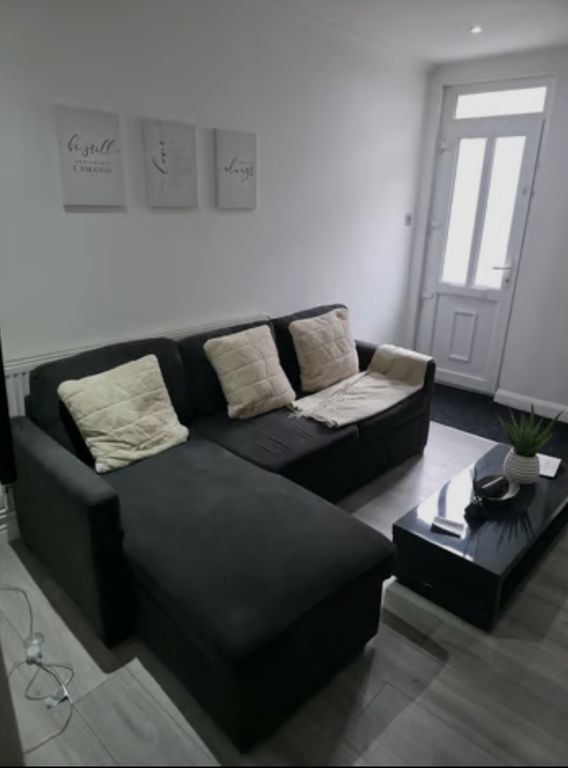 Property photo 3 of 7