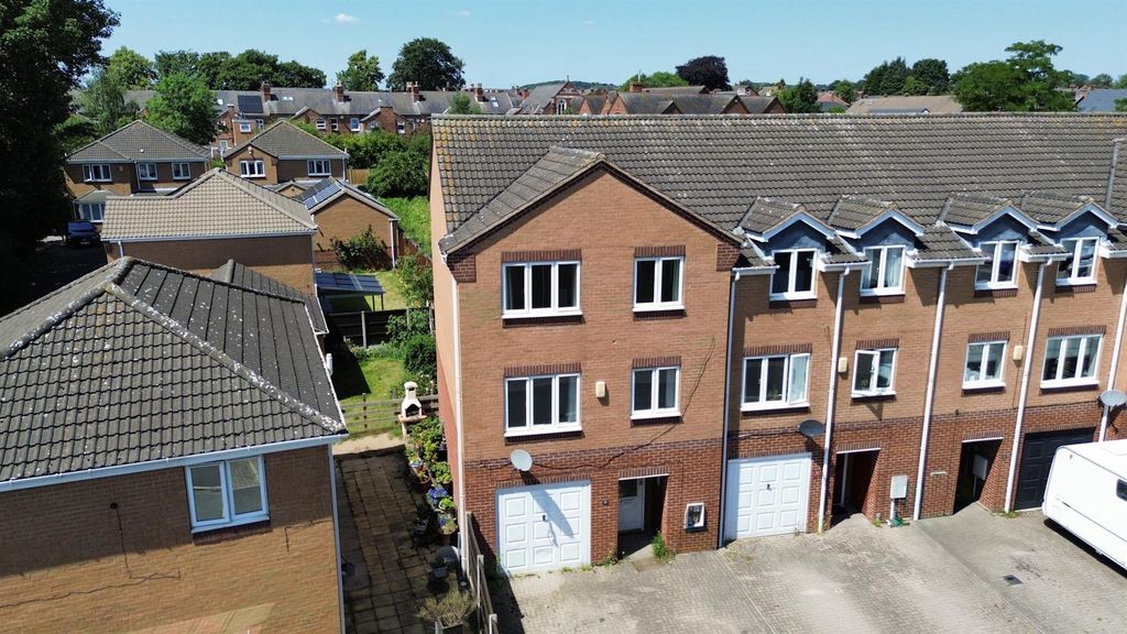 Property photo 1 of 23 Tmwr8096.Jpg