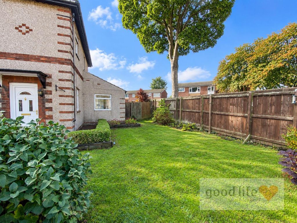 Property photo 3 of 15 20261009_185059338_Iosweybourne.Jpg