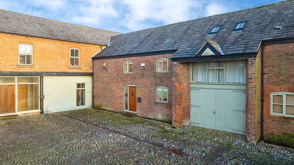 Property photo 1 of 43