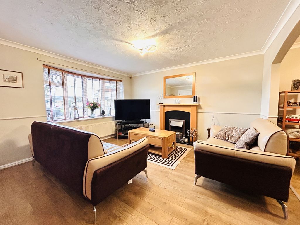 Property photo 2 of 16 Img_9471