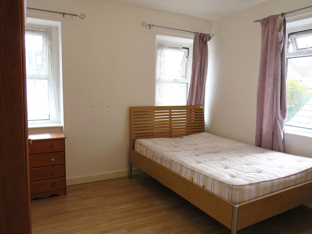 Property photo 1 of 3