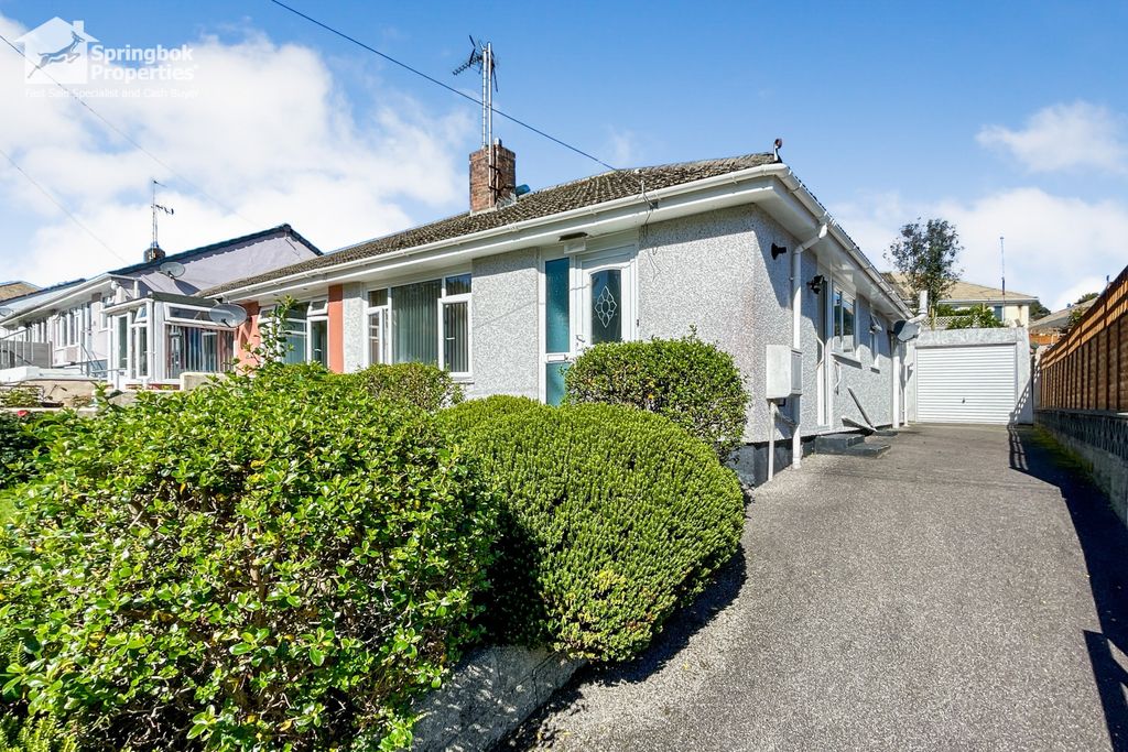 Property photo 1 of 16 Front View