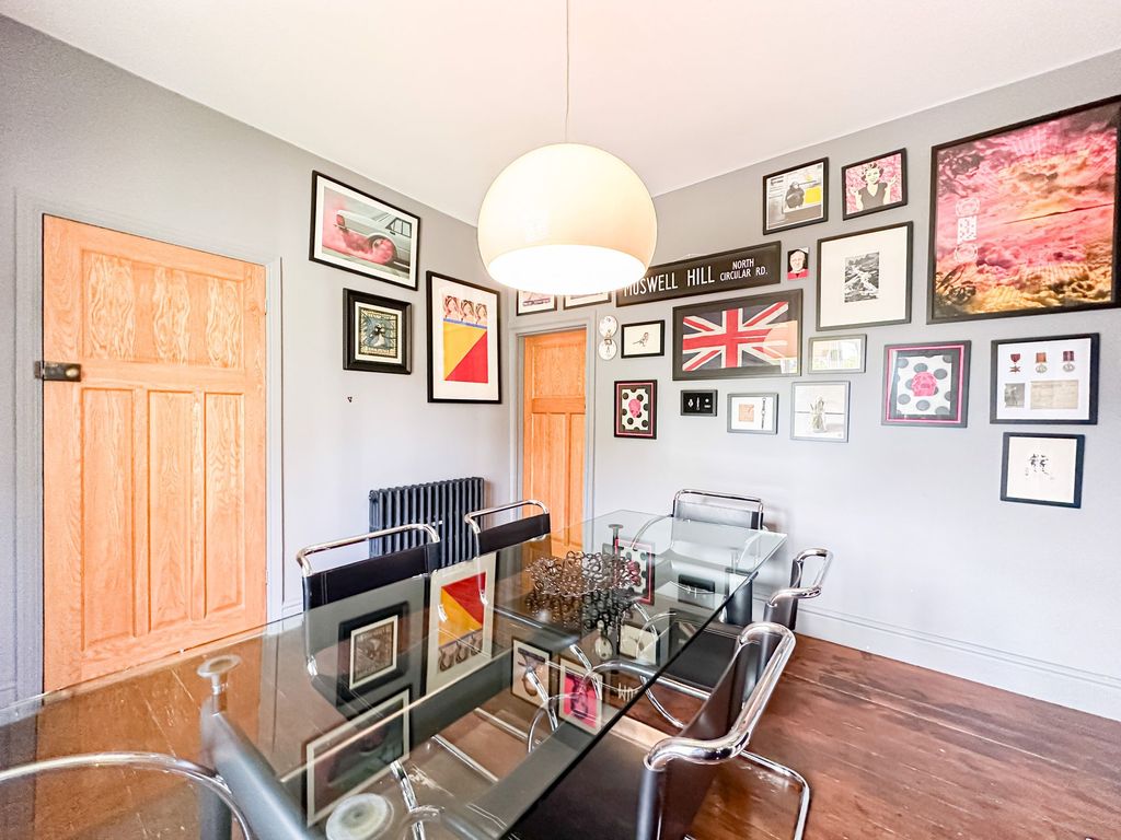 Property photo 3 of 36 Photo 17