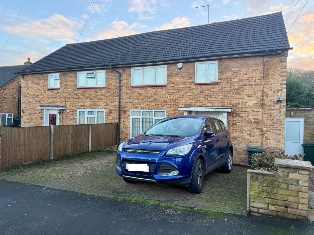 Property photo 3 of 3