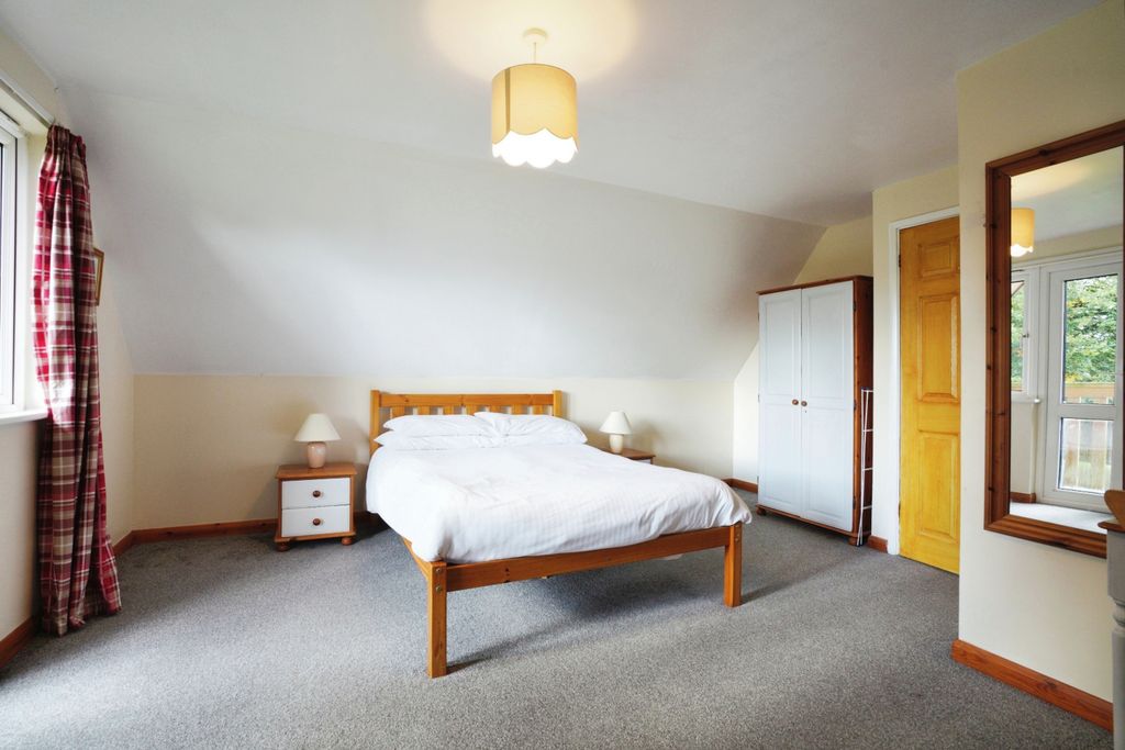 Property photo 3 of 17 Photography